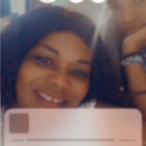 Meet your Posher, Andrise